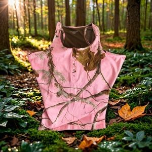 Pre Owned Women’s Realtree Tank Top Sz Lg Pink Woods Woodland Pattern